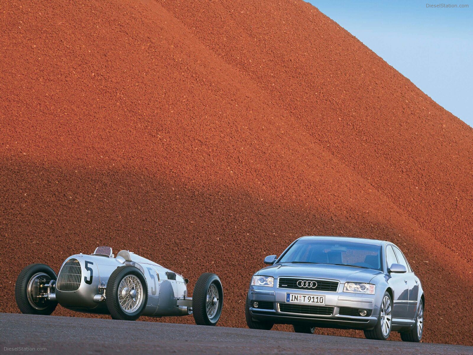 Audi A8 (2004)